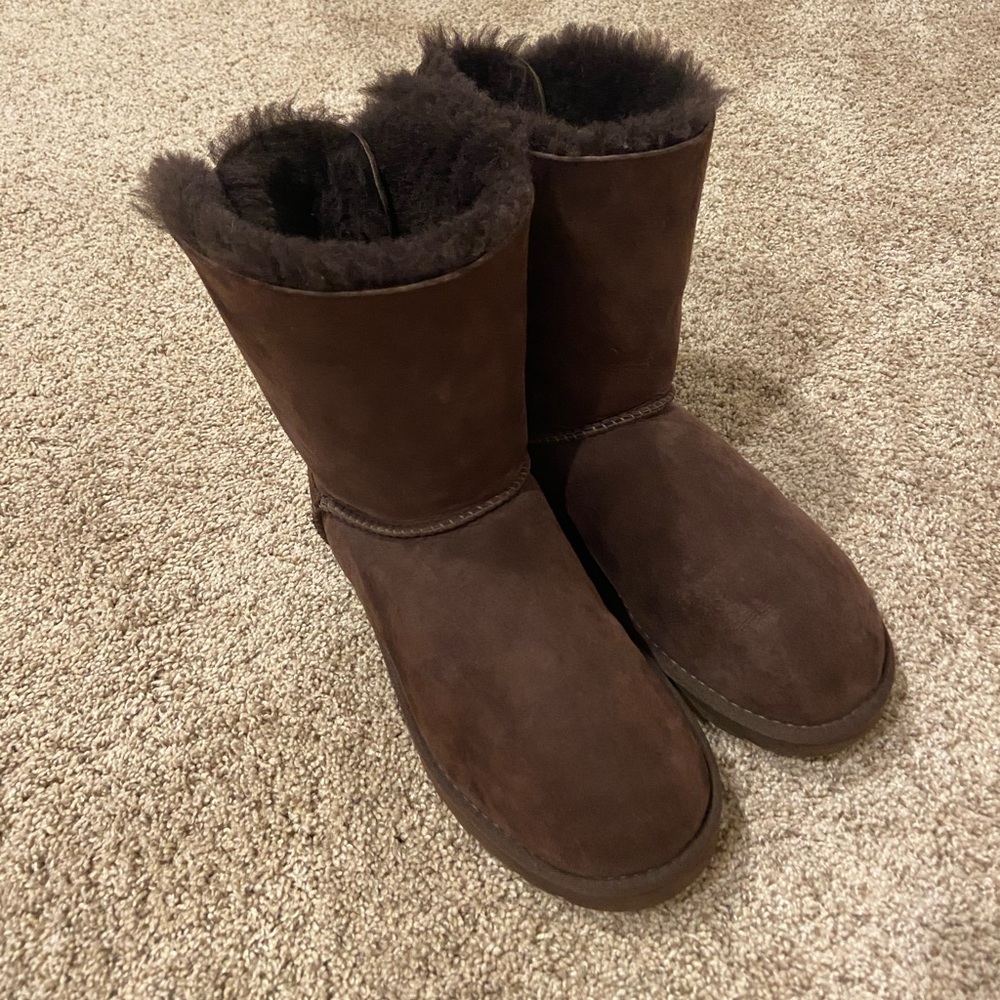 Ugg BAILEY BOW II BOOT CHESTNUT COLOR